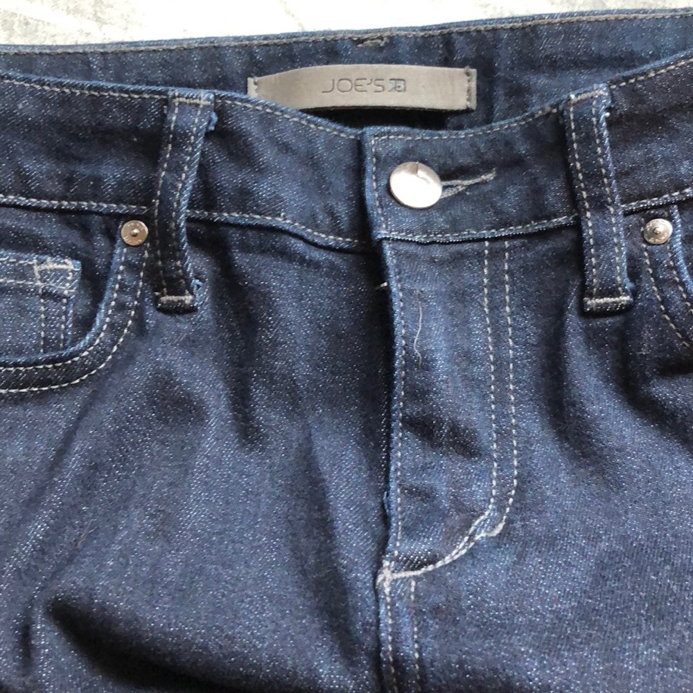 Joe’s Jeans Dark Wash Skinny Jeans - Picture 3 of 4